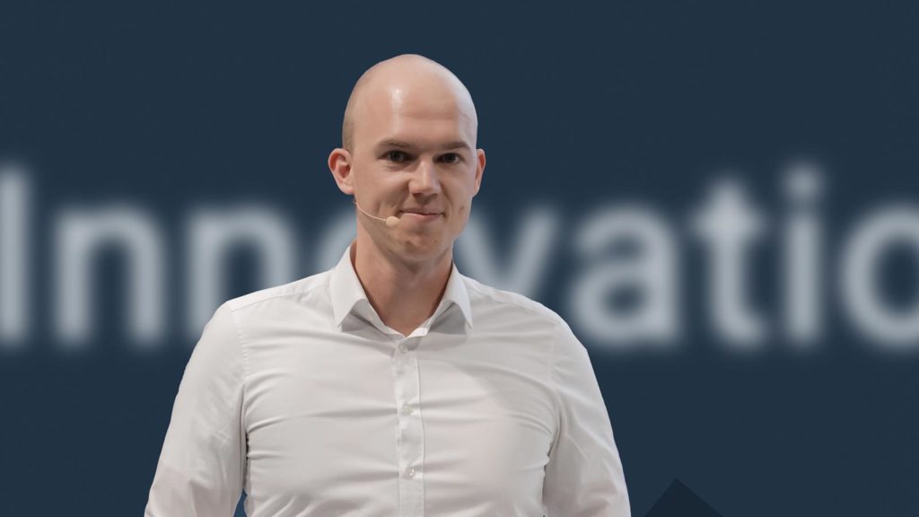 Felix Kranert bei einer Keynote zum Thema Innovation